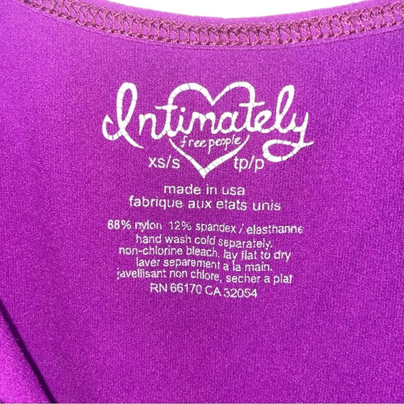 FREE PEOPLE Seamless Form Fitting Sleeveless Scoop Neck Cami Tank Purple Sz XS/S - Picture 9 of 9